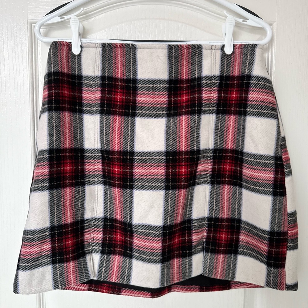 Hollister Plaid Mini Skirt high rise size L NWT